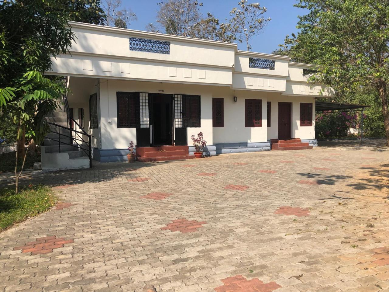 Ayuryogashram Heritage Thrissur Exterior photo